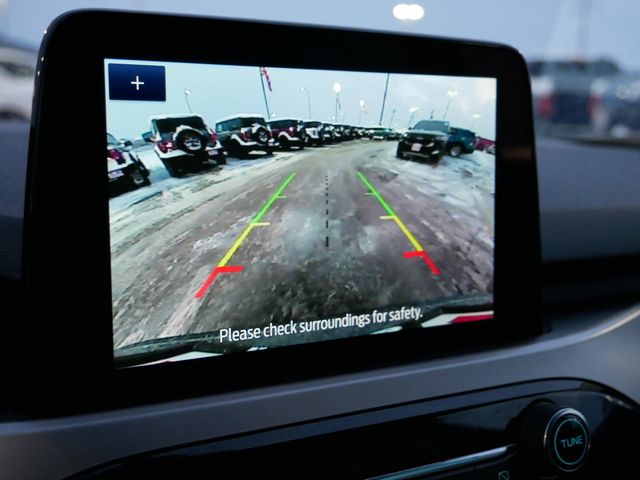 Thumbnail: 2022 Ford Escape - 32