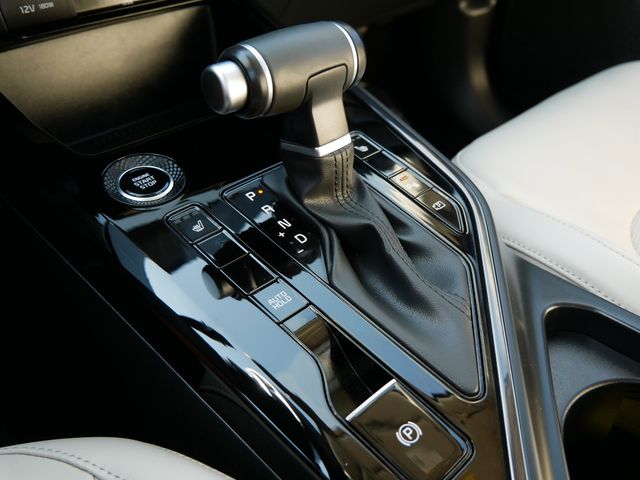 Thumbnail: 2024 Kia Niro - 12