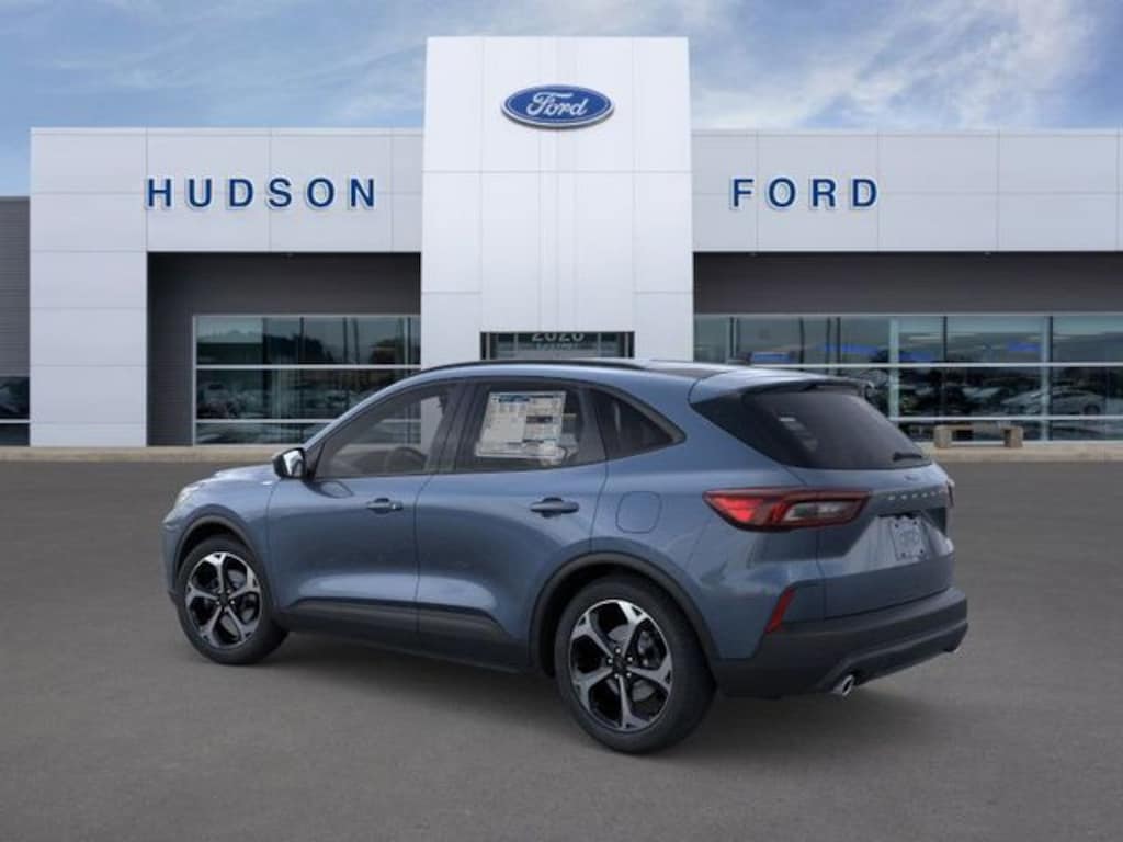 New 2025 Ford Escape Hybrid ST-Line Select SUV