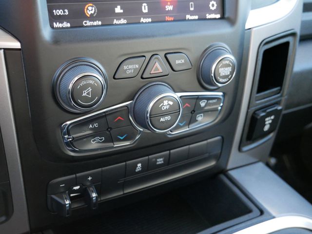 Thumbnail: 2022 RAM 1500 Classic - 10