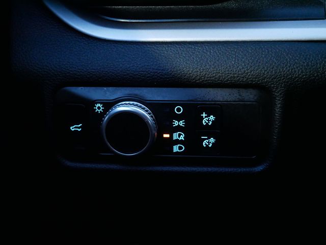 Thumbnail: 2020 Ford Explorer - 15