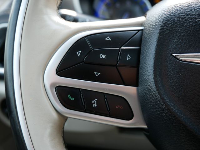 Thumbnail: 2018 Chrysler Pacifica - 24