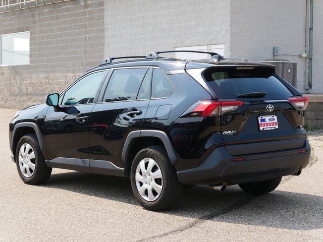 Thumbnail: 2021 Toyota RAV4 - 3