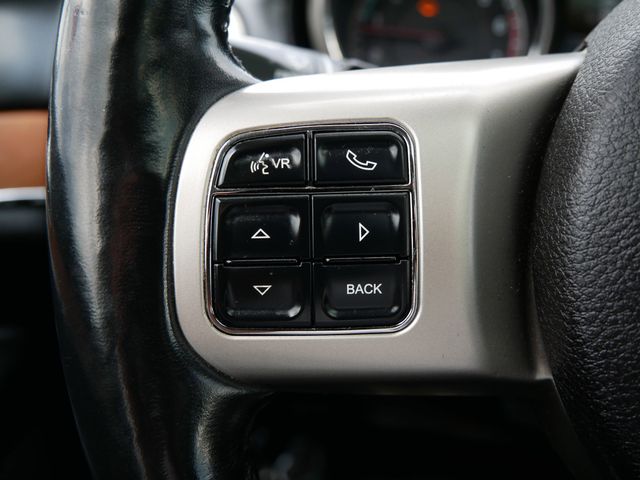 Thumbnail: 2011 Jeep Grand Cherokee - 26