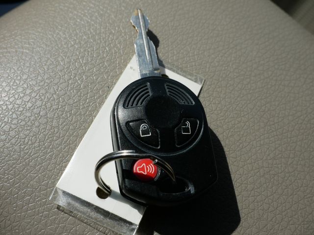 Thumbnail: 2010 Ford Edge - 27