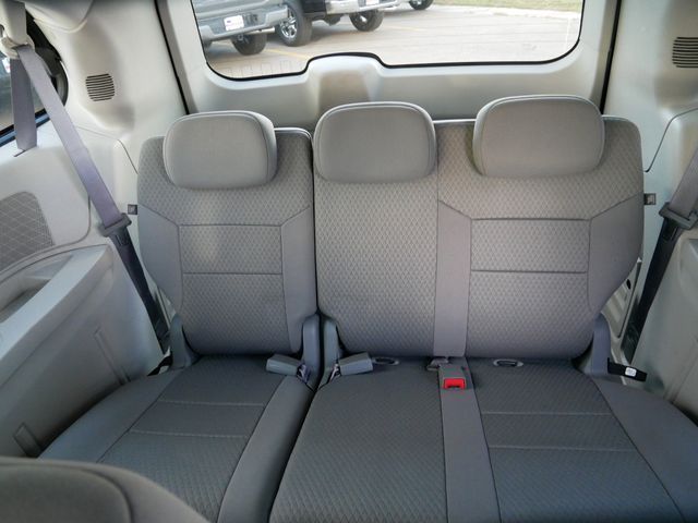 Thumbnail: 2008 Chrysler Town & Country - 5