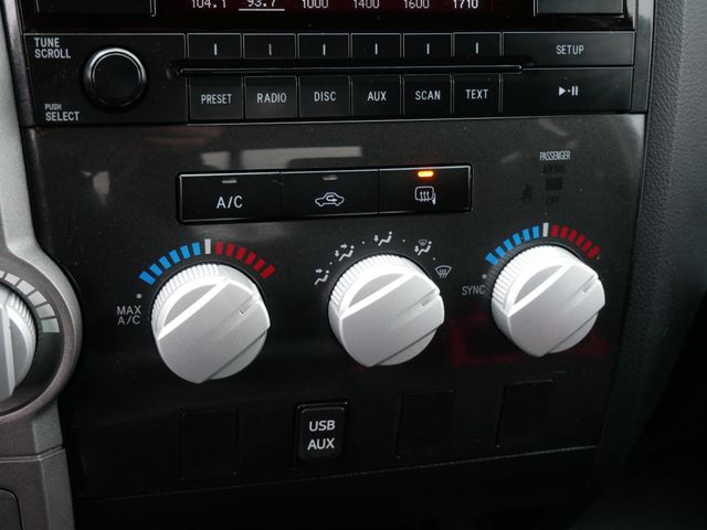 2011 Toyota Tundra Grade 11