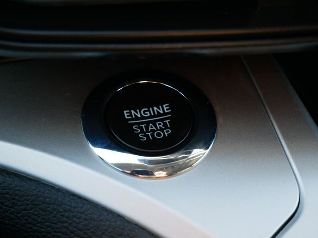 Thumbnail: 2022 Ford Explorer - 17