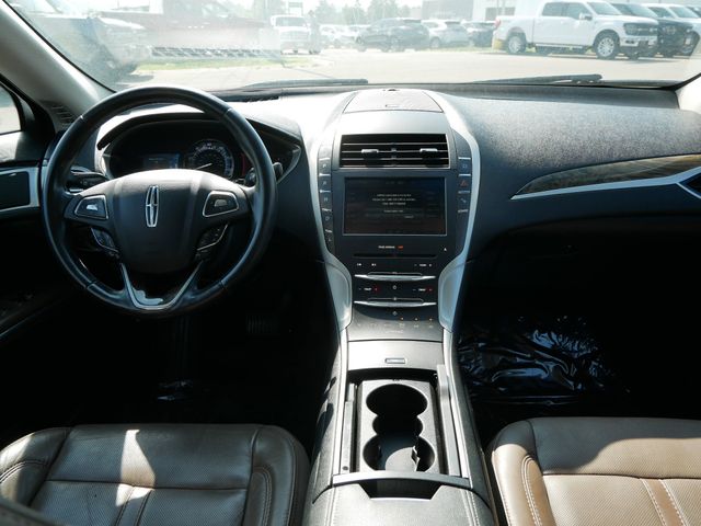 Thumbnail: 2016 Lincoln MKZ - 7