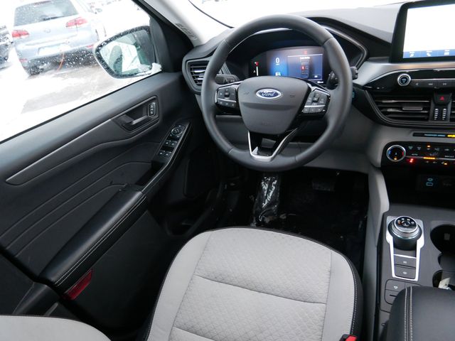 Thumbnail: 2023 Ford Escape - 7