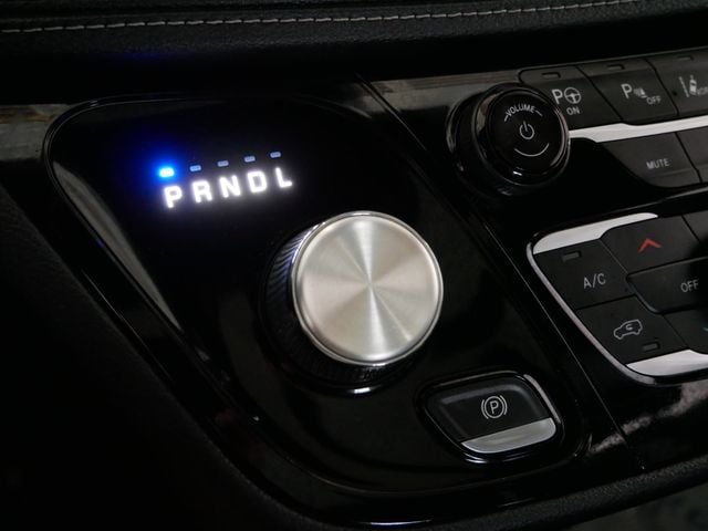 Thumbnail: 2019 Chrysler Pacifica - 22