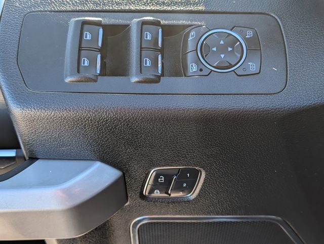 Thumbnail: 2015 Ford F-150 - 24