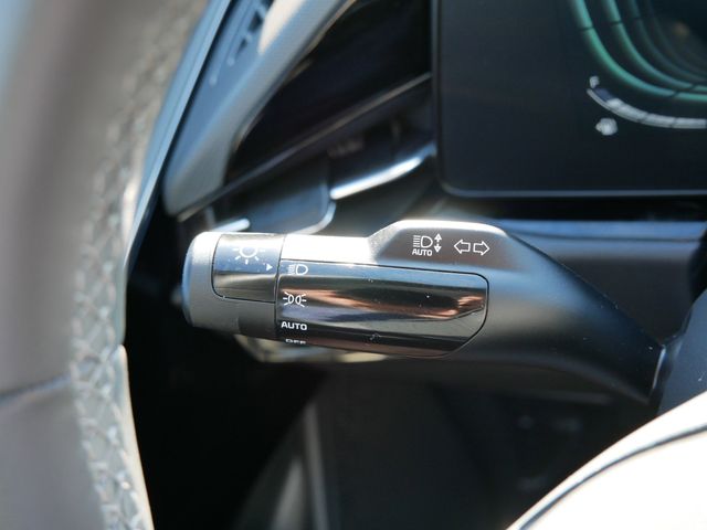 Thumbnail: 2024 Kia Niro - 27