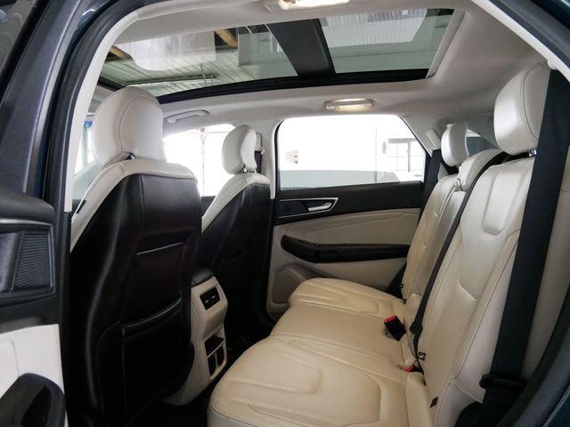 Thumbnail: 2019 Ford Edge - 11