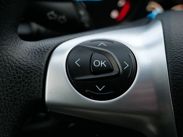 Thumbnail: 2015 Ford Escape - 25