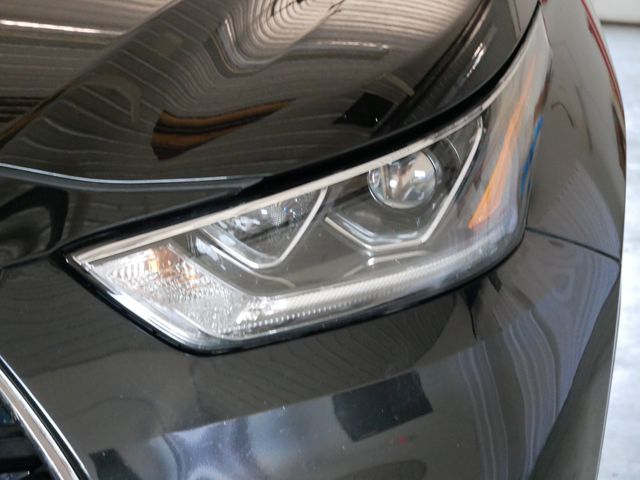 Thumbnail: 2020 Toyota Highlander - 5