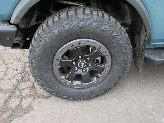 Thumbnail: 2022 Ford Bronco - 22