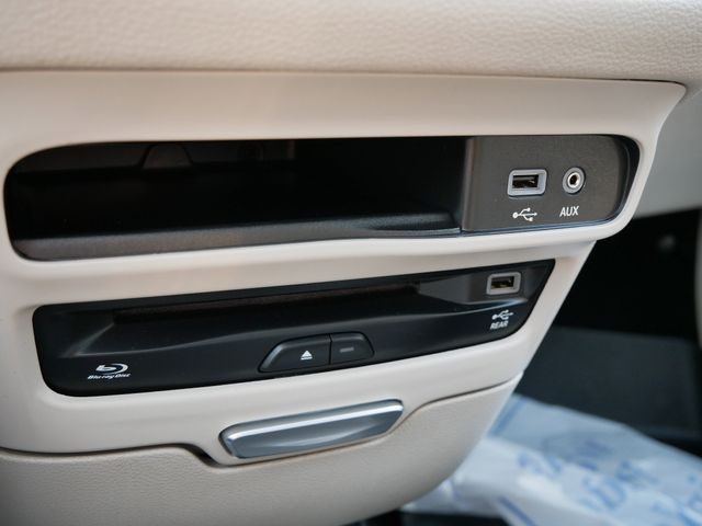 Thumbnail: 2018 Chrysler Pacifica - 13