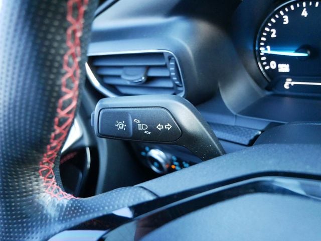 Thumbnail: 2022 Ford Explorer - 28