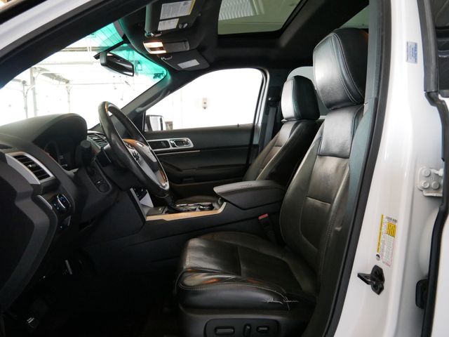 Thumbnail: 2015 Ford Explorer - 6