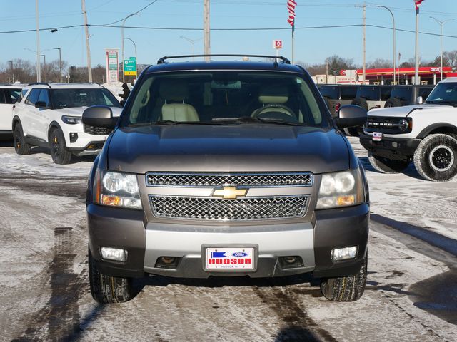 Thumbnail: 2012 Chevrolet Suburban - 20