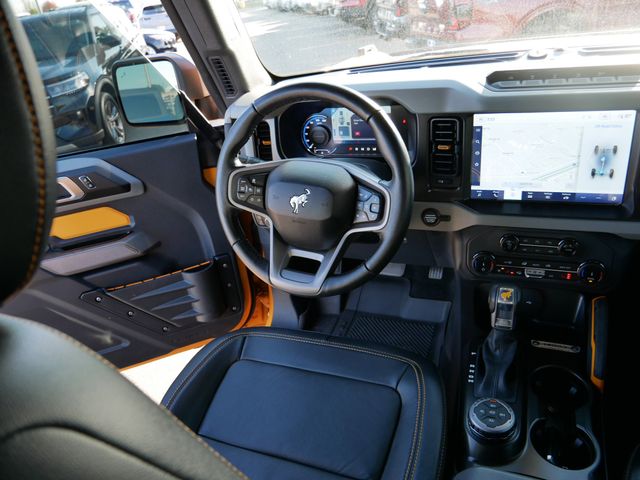 Thumbnail: 2022 Ford Bronco - 6