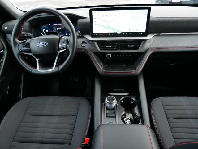 Thumbnail: 2025 Ford Explorer - 6