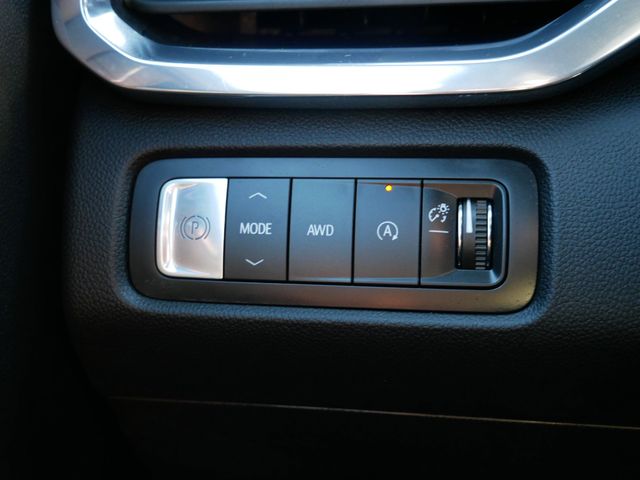 Thumbnail: 2024 GMC Acadia - 13