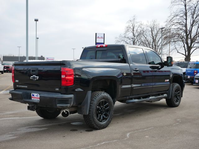Thumbnail: 2017 Chevrolet Silverado 3500 - 20