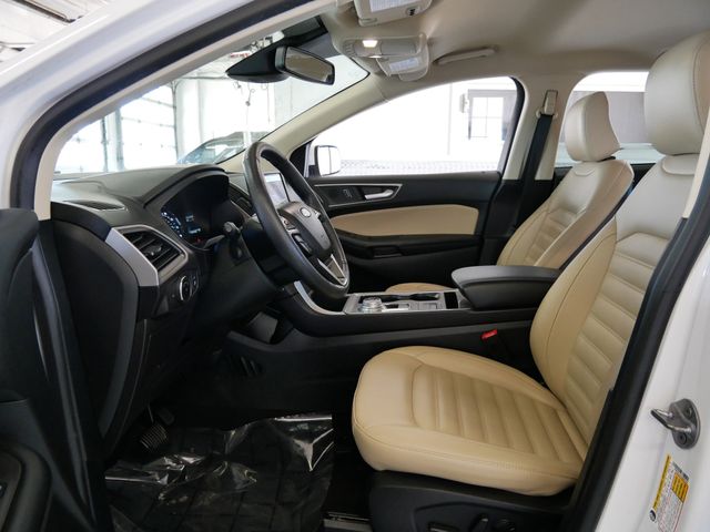 Thumbnail: 2023 Ford Edge - 10