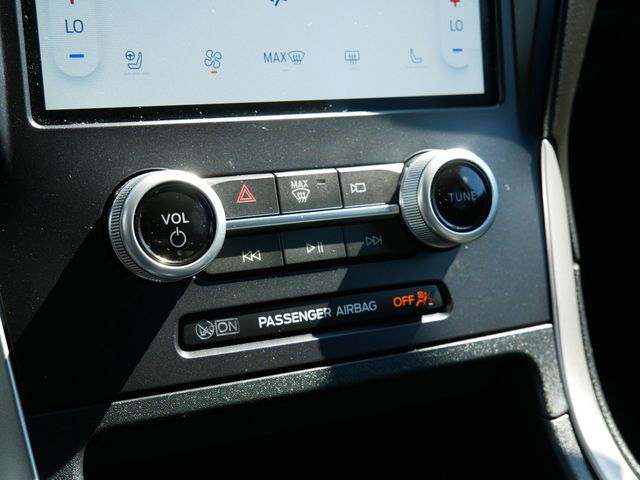 Thumbnail: 2022 Ford Edge - 12