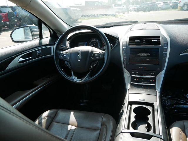 Thumbnail: 2016 Lincoln MKZ - 6