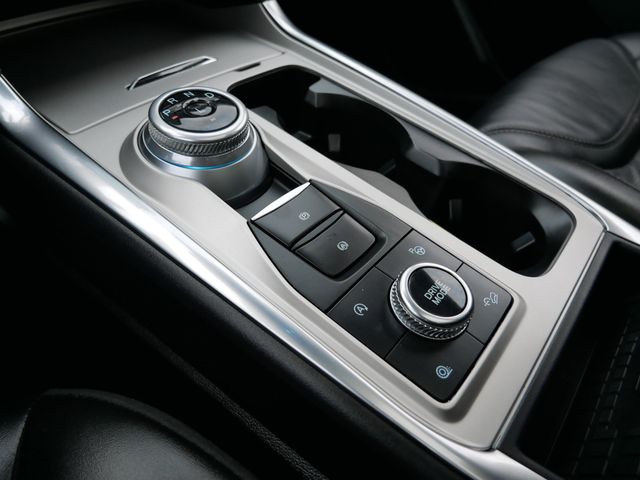 Thumbnail: 2022 Ford Explorer - 15