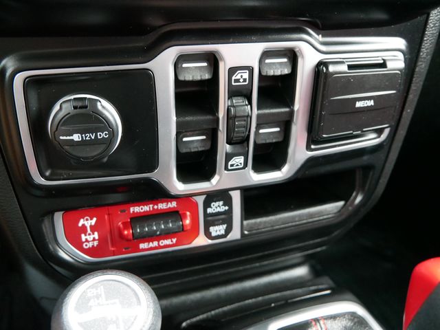 Thumbnail: 2021 Jeep Wrangler - 14