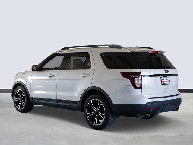 Thumbnail: 2015 Ford Explorer - 2