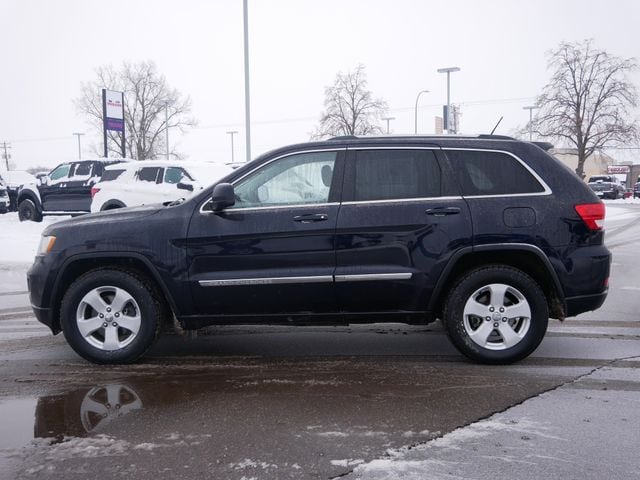 Thumbnail: 2011 Jeep Grand Cherokee - 2