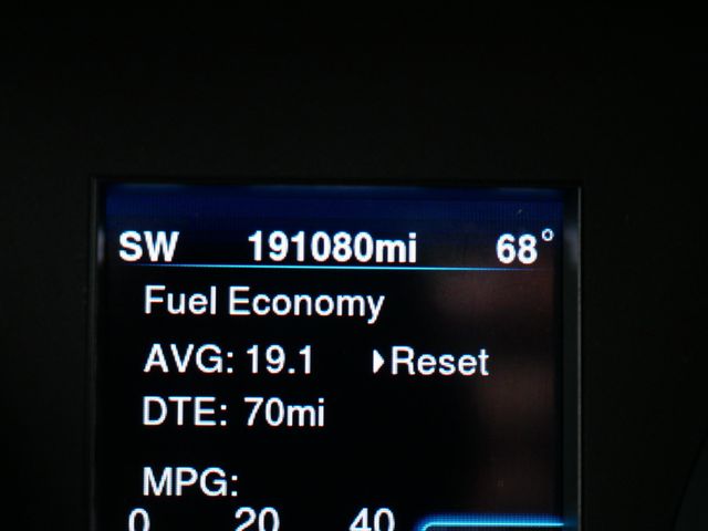Thumbnail: 2014 Chrysler 300 - 28