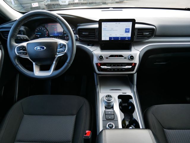 Thumbnail: 2022 Ford Explorer - 8