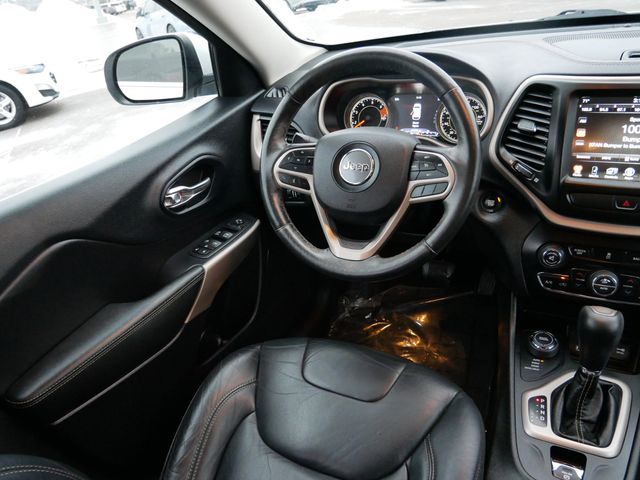 Thumbnail: 2017 Jeep Cherokee - 6