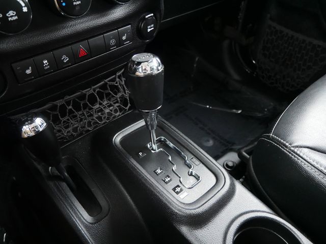 Thumbnail: 2017 Jeep Wrangler - 22