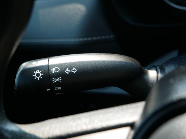 Thumbnail: 2021 Toyota RAV4 - 25