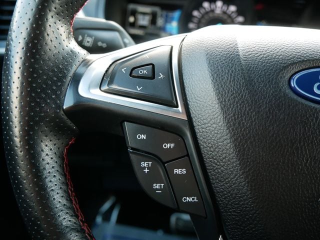 Thumbnail: 2022 Ford Edge - 26