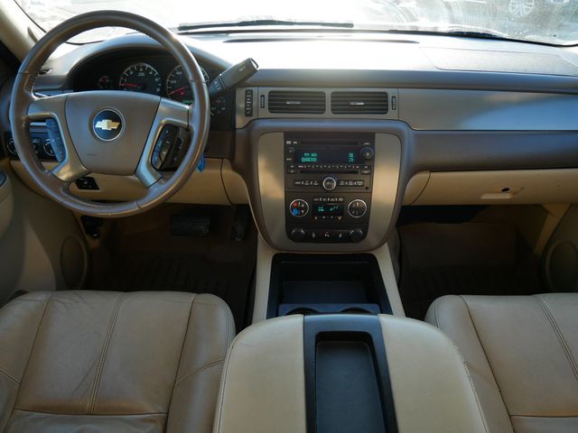 Thumbnail: 2012 Chevrolet Suburban - 11