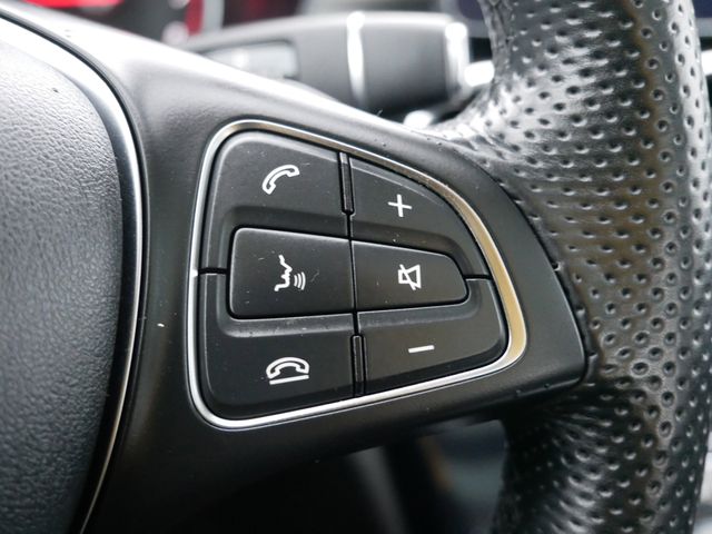 Thumbnail: 2016 Mercedes-Benz C-Class - 24