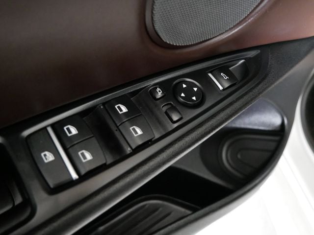 Thumbnail: 2016 BMW X5 - 16