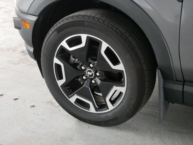 Thumbnail: 2022 Ford Bronco Sport - 5