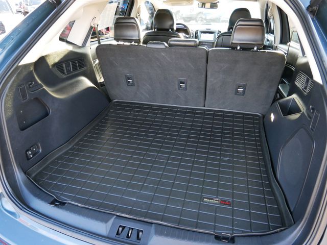 Thumbnail: 2016 Ford Edge - 4