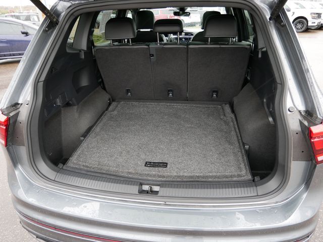 Thumbnail: 2024 Volkswagen Tiguan - 4