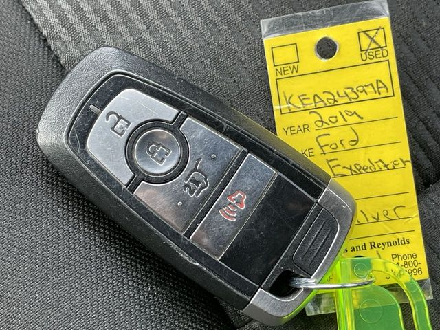 Thumbnail: 2019 Ford Expedition - 32