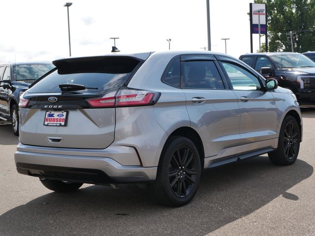 Thumbnail: 2024 Ford Edge - 18